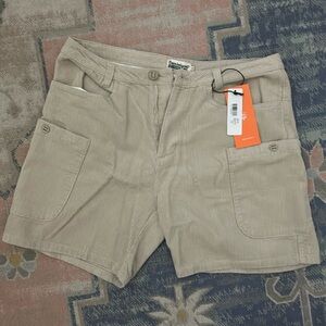 Bearded Goat Moor Cream Short 33